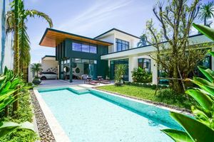 Two-storey 4 bedroom villa with private pool in Chalong area, Phuket in Elite Chalong Hidden Oasis Villas Complex