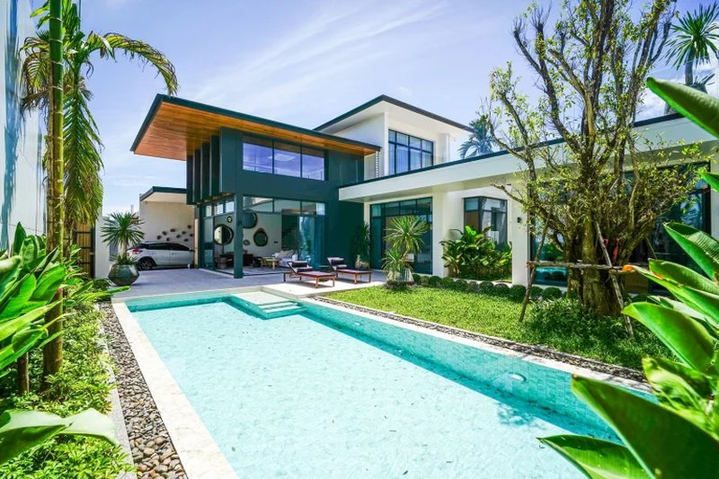 Two-storey 4 bedroom villa with private pool in Chalong area, Phuket in Elite Chalong Hidden Oasis Villas Complex
