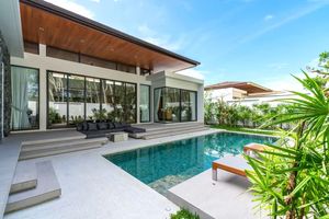 3 Bedroom villa with pool in Talang, Phuket at Botanica Modern loft II