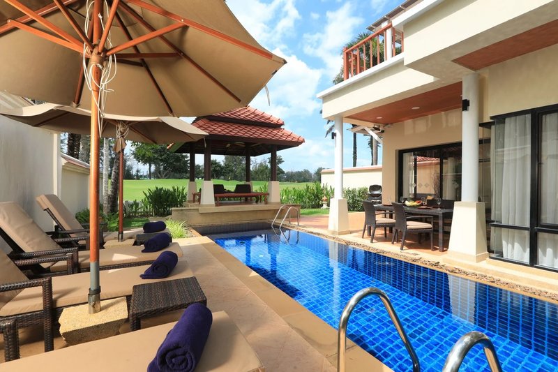 Two-storey villa with golf course view for rent in Bang Tao, Phuket