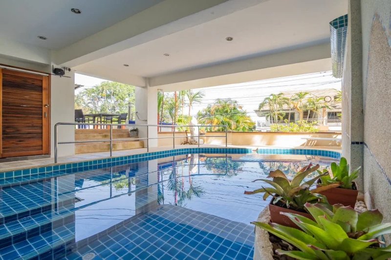 5 Bedroom Villa with Pool for rent in Patong area, Phuket