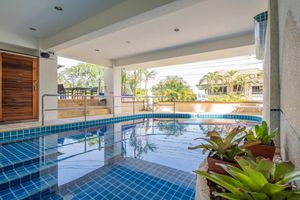 5 Bedroom Villa with Pool for rent in Patong area, Phuket
