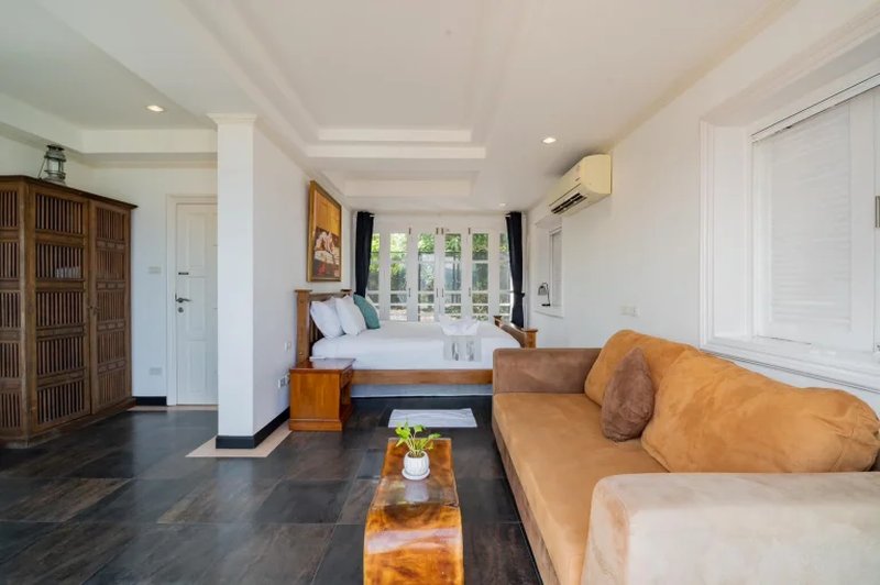 5 Bedroom Villa with Pool for rent in Patong area, Phuket