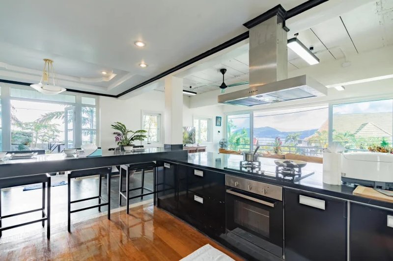 5 Bedroom Villa with Pool for rent in Patong area, Phuket