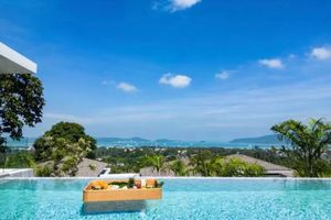 4 bedroom villa with pool for rent in Rawai, Phuket