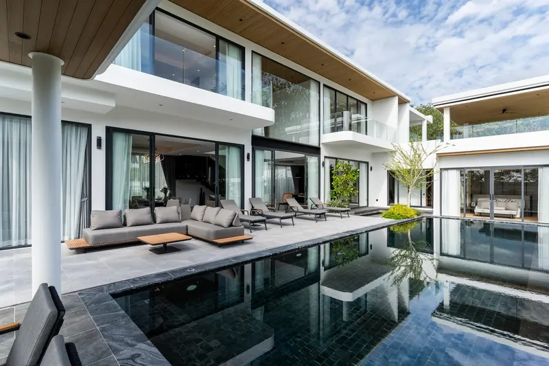 villa in Si Sunthon