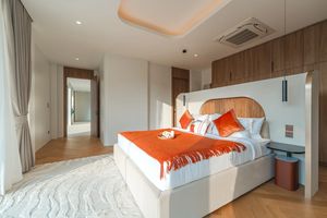 Two-storey villa with private pool and 4 bedrooms in Talang area, Phuket in Nature's Rest Villa Cherngtalay complex