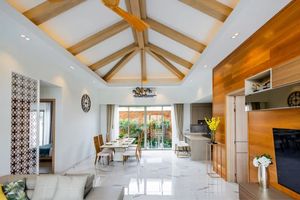 วิลล่า 3 ห้องนอนพร้อมสระว่ายน้ำส่วนตัวในพื้นที่ถลาง,ภูเก็ต