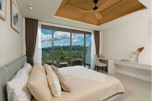 Luxury Duplex 2 Bedroom apartment in a gated community with Golf courses in Blue Canyon Heights