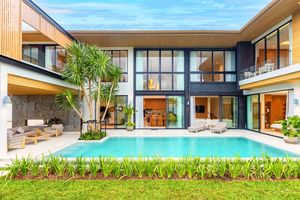 Two-storey villa with 6 bedrooms and private pool in Chalong area, Phuket in Mouana Grande Chalong Bay