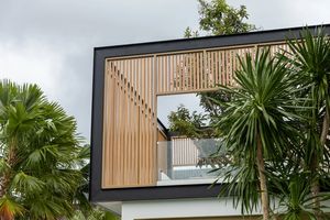 Two-storey villa with 6 bedrooms and private pool in Chalong area, Phuket in Mouana Grande Chalong Bay