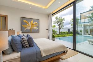 Two-storey villa with 6 bedrooms and private pool in Chalong area, Phuket in Mouana Grande Chalong Bay