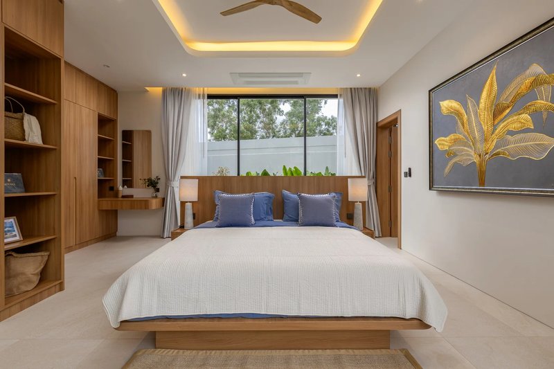 Two-storey villa with 6 bedrooms and private pool in Chalong area, Phuket in Mouana Grande Chalong Bay