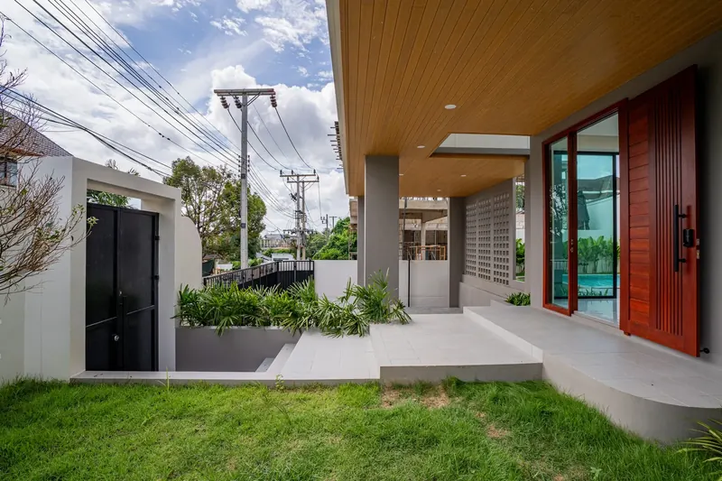 villa in Chalong