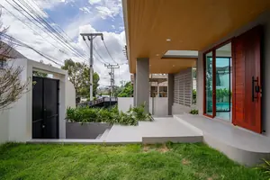 villa in Chalong