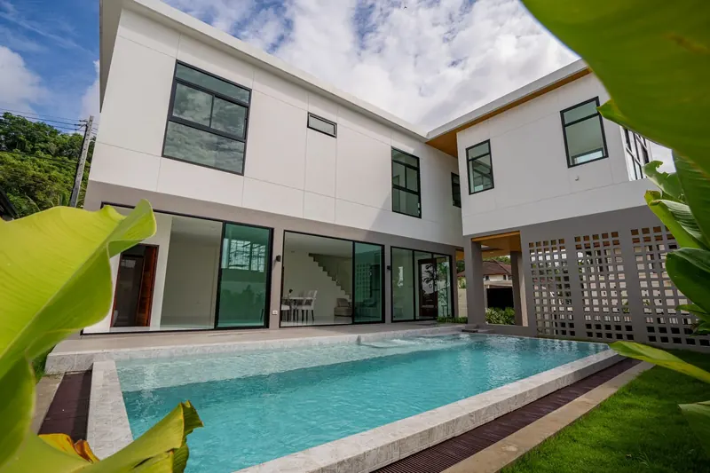 villa in Chalong