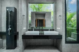 Villa with pool for rent in Baan Bua near Nai Harn Beach, Phuket