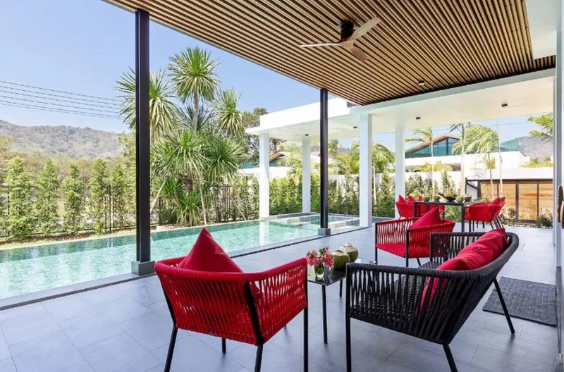 Luxury villa for rent near Nai Harn Beach, Phuket