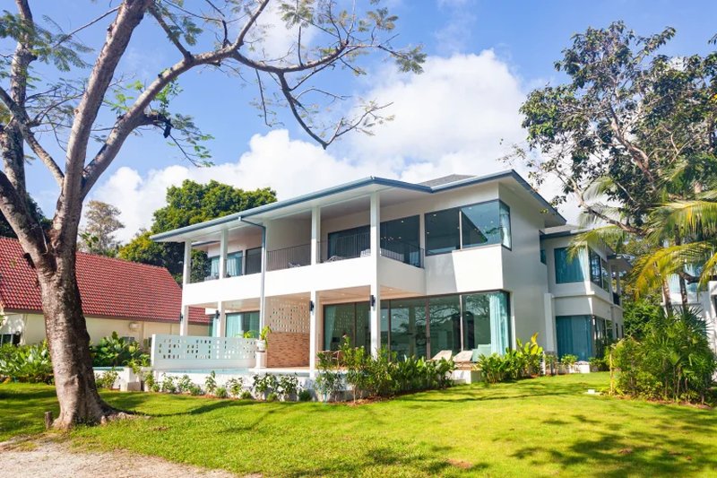 Two-storey villa for rent in Rawai, Phuket, Thailand