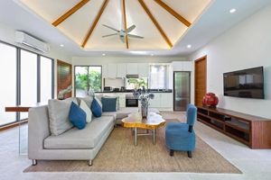 Finished two-storey villa with 4 bedrooms and a swimming pool in Rawai, Phuket in KA Villa complex