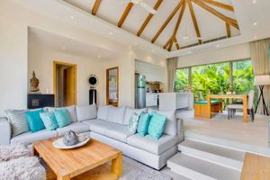 Villa with pool for rent in Bang Tao, Phuket