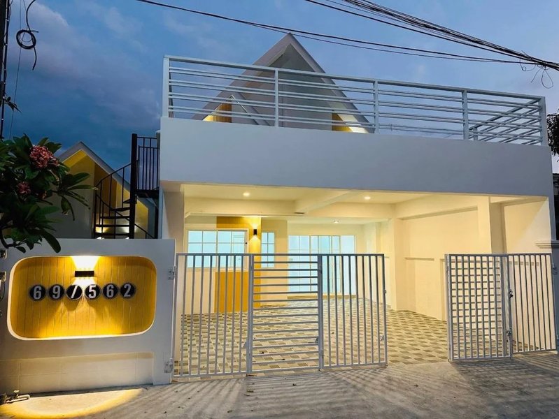 Spacious 3 Bedroom house in Wichit area, Phuket