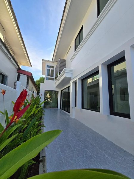 Spacious newly renovated house in Talang district, Phuket