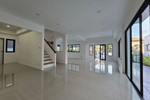 Spacious newly renovated house in Talang district, Phuket