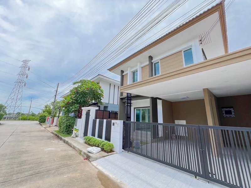Two-storey 3 bedroom house in Koh Kaeo area, Phuket