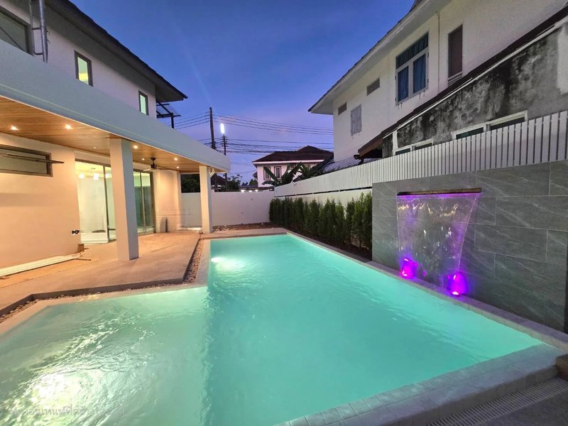 Two-storey house with private pool in Chalong area, Phuket