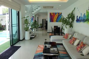 Finished three-storey villa with pool in Rawai, Phuket