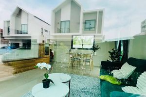 Finished two-storey house with spacious garden in Talang area, Phuket