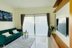 ทาวน์เฮาส์ ในศรีซันตัน