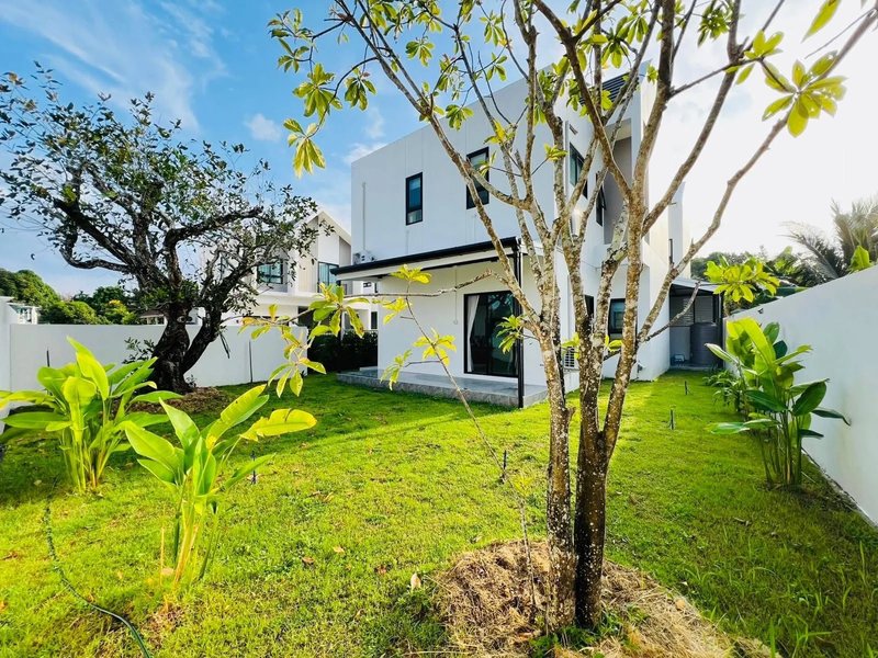 Finished two-storey house with spacious garden in Talang area, Phuket