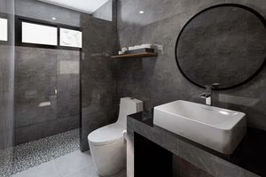 Современный двухэтажный дом с 4 спальнями в районе Вичит, Пхукет в  Phanasan Thep Anusorn village