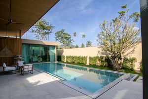 4 Bedroom Villa with Pool in Talang area, Phuket in Mount Mono