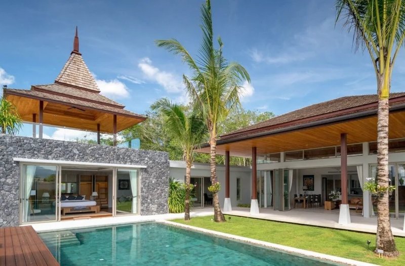 Summer Villa with 3 bedrooms and private pool in Talang, Phuket at Botanica Four Seasons