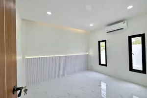 townhouse in Pa Khlok