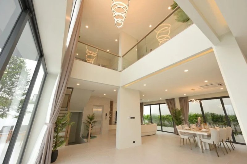 Three-storey 4 bedroom house in Ratsada area, Phuket at Anocha Luxury Villas