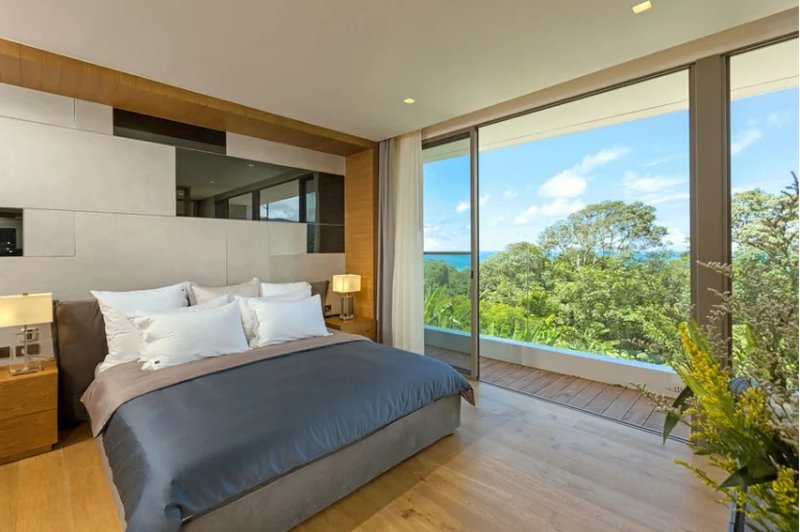 Penthouse with terrace and plunge pool in Patong, Phuket at Blue Point Condo Patong