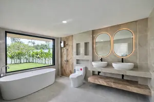 townhouse in Pa Khlok