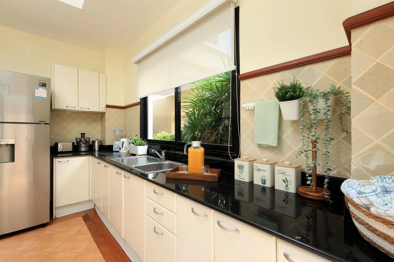 Two-storey villa with golf course view for rent in Bang Tao, Phuket