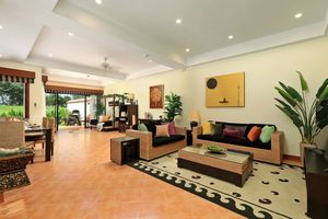 Two-storey villa with golf course view for rent in Bang Tao, Phuket