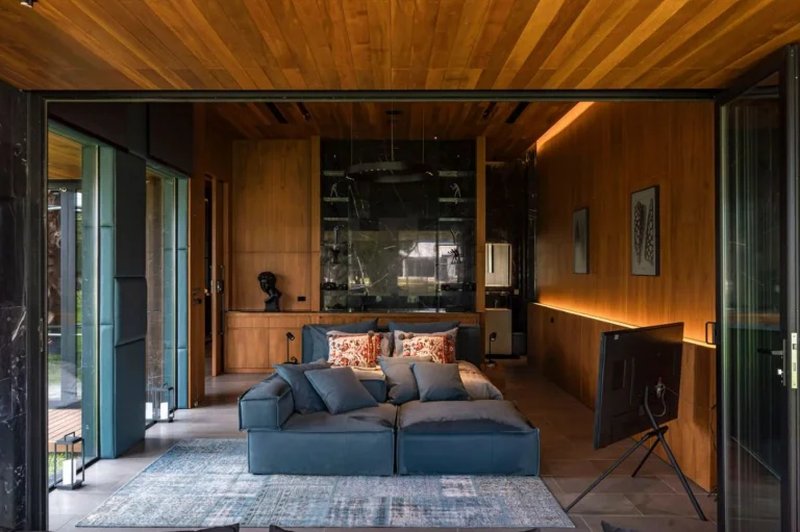 Two-storey 3 bedroom villa with swimming pool in Talang area, Phuket at The Victory