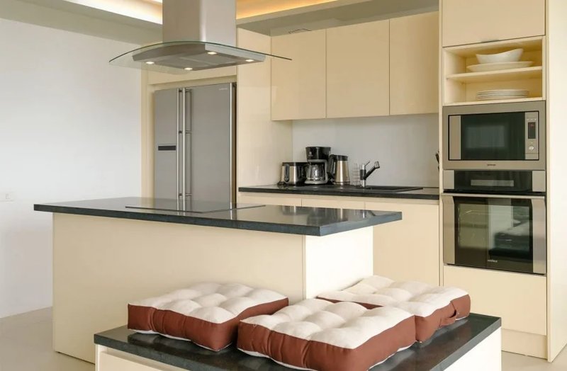 3 bedroom villa with private pool near Nai Ton Beach, Phuket in Vista Del Mar