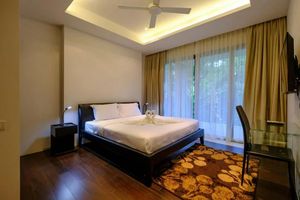 3 bedroom villa with private pool near Nai Ton Beach, Phuket in Vista Del Mar