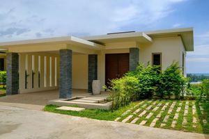 3 bedroom villa with private pool near Nai Ton Beach, Phuket in Vista Del Mar